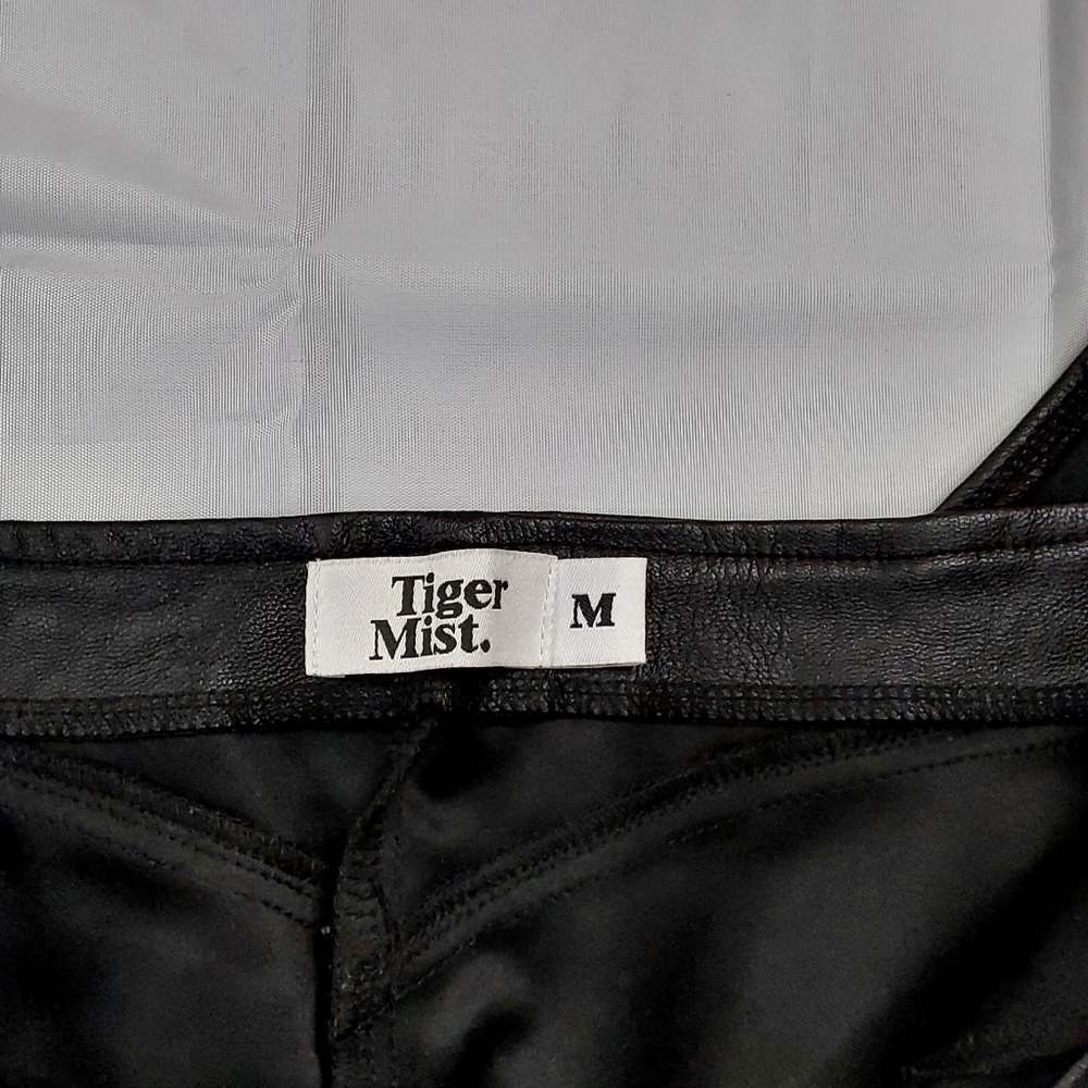 Tiger Mist Jinx  Jumpsuit - Picture 8 of 14